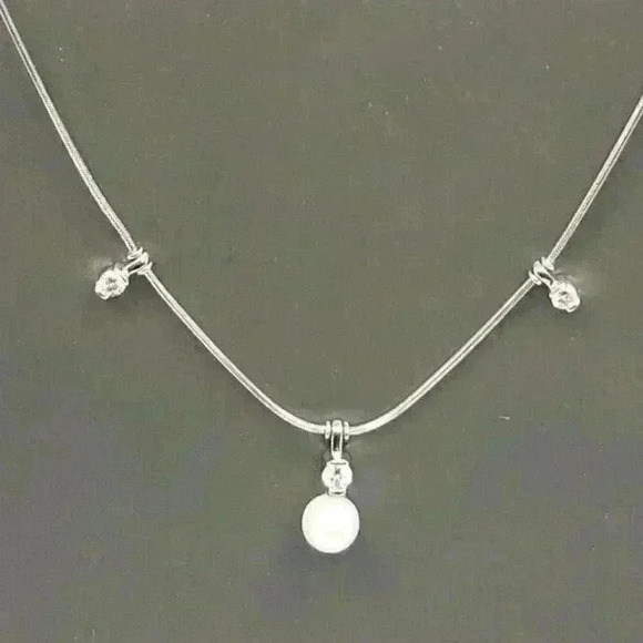 Jose Hess 18kt White Gold Diamond and Pearl Necklace 15.5" .30CTW - Picture 2 of 10